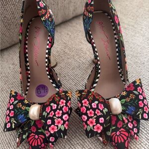 Betsey Johnson Black Floral Heels with Pink and Red Accents